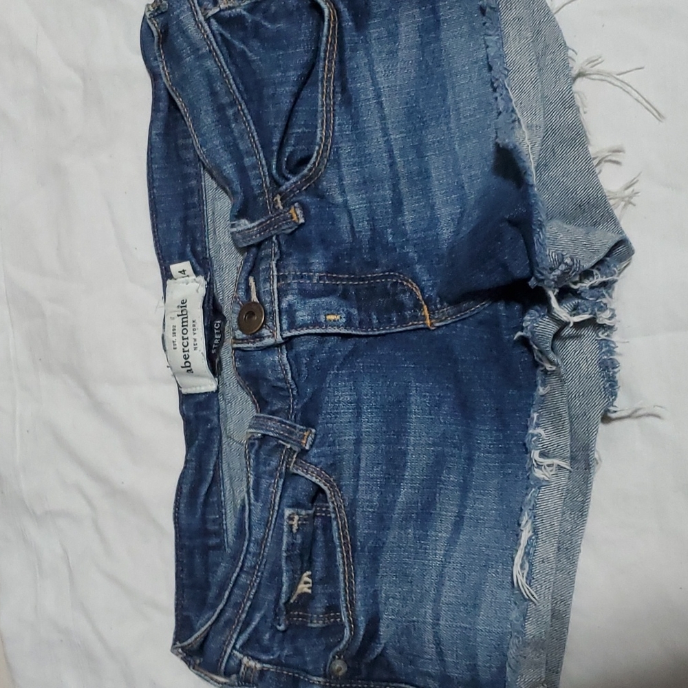 Abercrombie shorts KIDS size 14